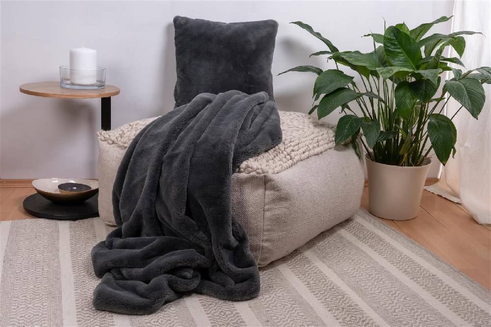 Kayoom Dekokissen & Decke Aimee 625 2er-Set Lagerräumung