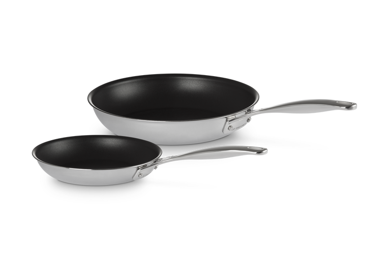 Le Creuset Antihaftbeschichtetes 2-teiliges Pfannenset aus 3-ply PLUS Edelstahl