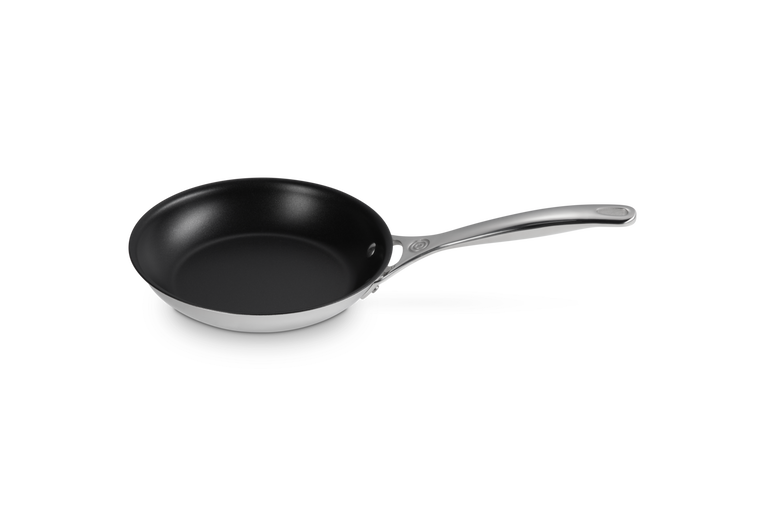 Le Creuset Antihaftbeschichtete flache Pfanne aus 3-ply PLUS Edelstahl Zeitlich begrenztes Angebot