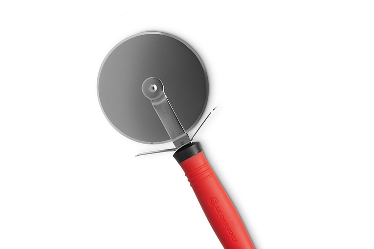 Le Creuset Pizzaschneider Versandkostenfrei