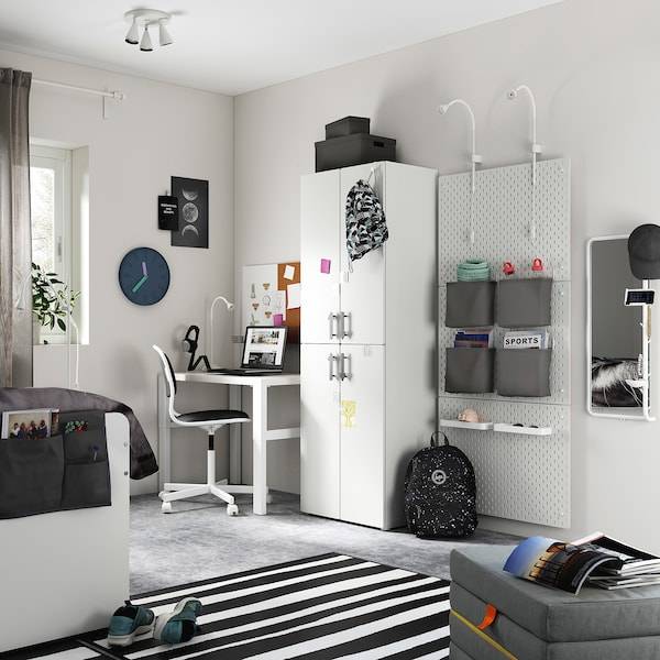 SMÅSTAD / PLATSA Kleiderschrank, weiß weiß/mit 2 Kleiderstangen, Fabrikladen