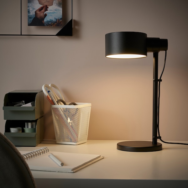 LÖVMÅNAD Arbeitsleuchte, schwarz Nur noch ein Tag übrig