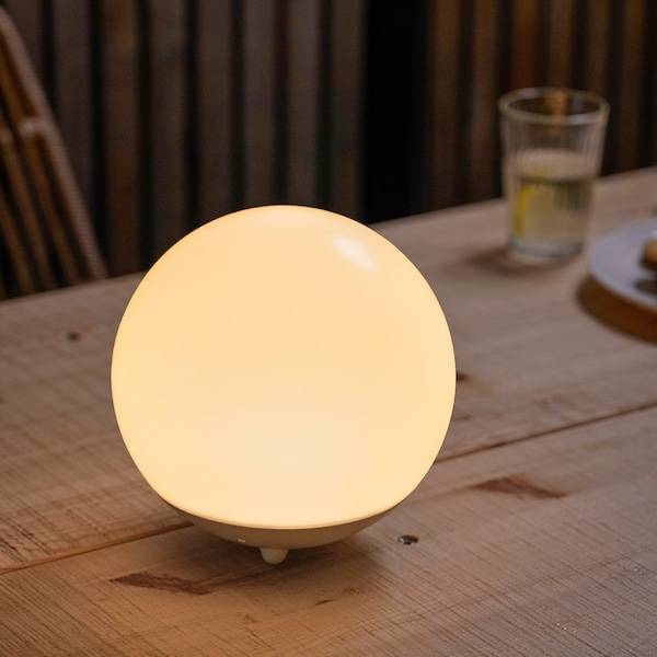 SOLVINDEN Solarstandleuchte. LED, für draußen/rund weiß Nur noch ein Tag übrig