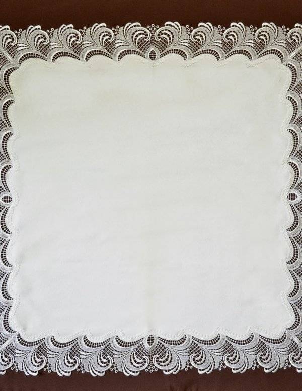 Plauener Spitze Tischdecke Roma