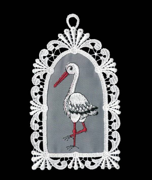 Plauener Spitze Fensterbild Storch