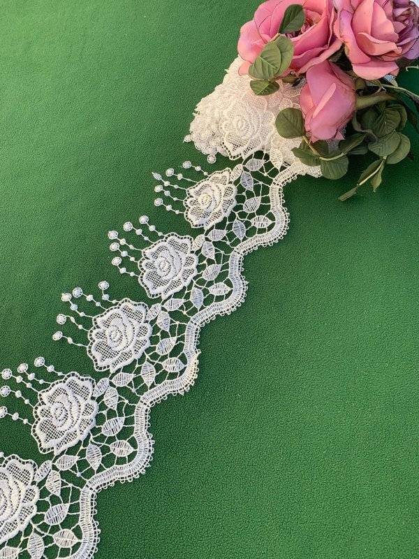 Plauener Spitze Rosenhochzeit