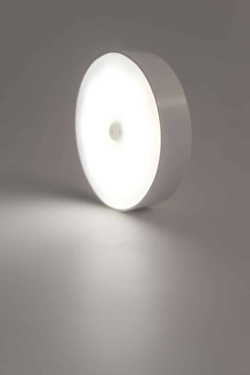 Radius Design LED-SENSORLICHT LETTERMAN Fabrikpreis