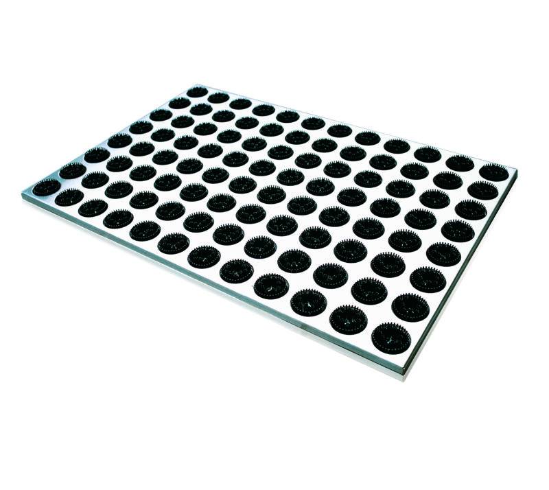 Radius Design FEET-BACK 1