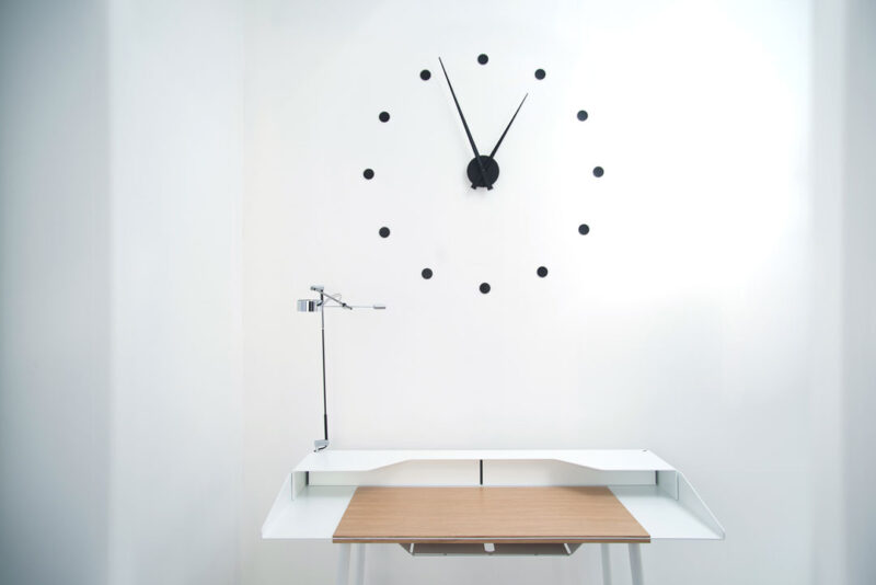 Radius Design WANDUHR Großer Ausverkauf