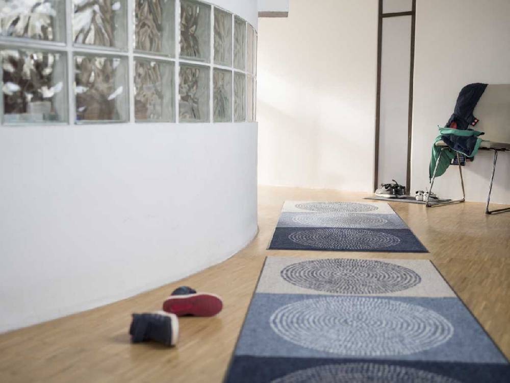 Salonloewe Nestor denim Fußmatte Letzter Tag