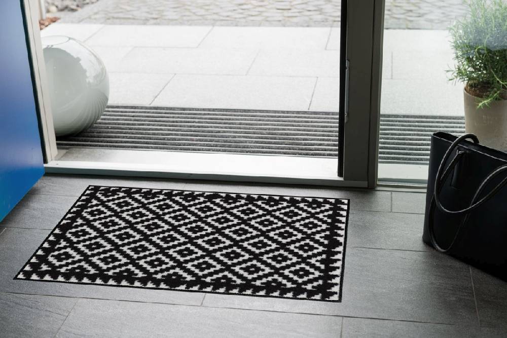 Salonloewe Tabuk Black & White Fußmatte 2025