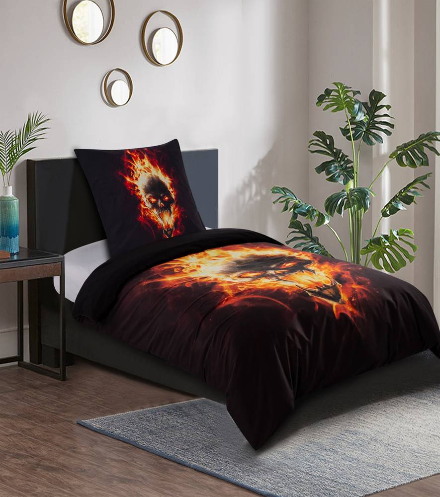 Sanilo Bettwäsche Totenkopf in Flammen 135 x 200 cm