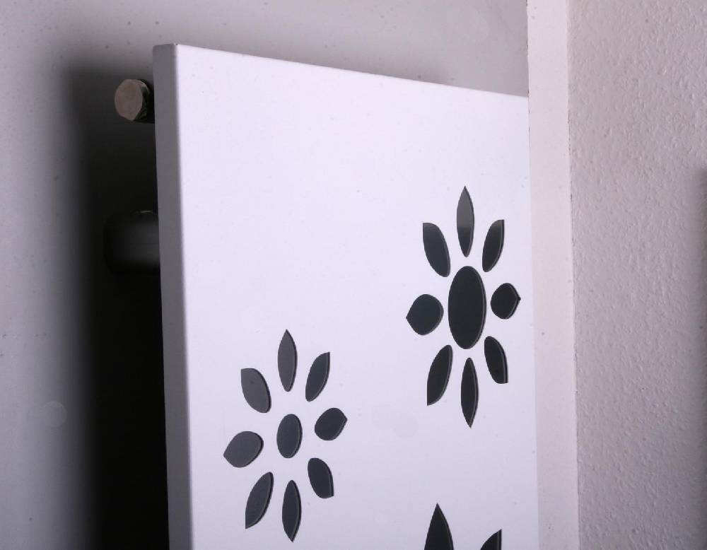 Szagato BADHEIZKÖRPER Design Flower 2 120x47cm 1118 Watt weiß SZAGATO Designheizkörper Handtuchheizkörper mit Mittelanschluss Handtuchwärmer VIP-Rabatte