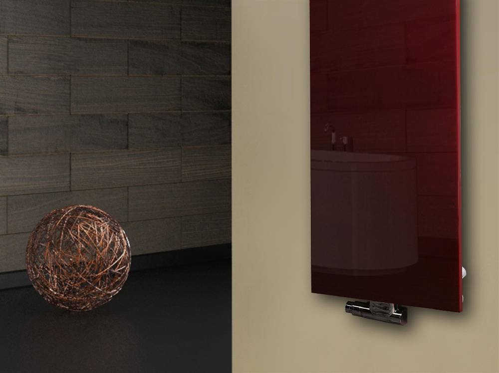 Szagato Badheizkörper mit Glas Design Montevideo 3 Glasfront 180x47cm 1118Watt rot +1 Halter 50mm SZAGATO Designheizkörper Handtuchheizkörper Mittelanschluss Neueste Mode