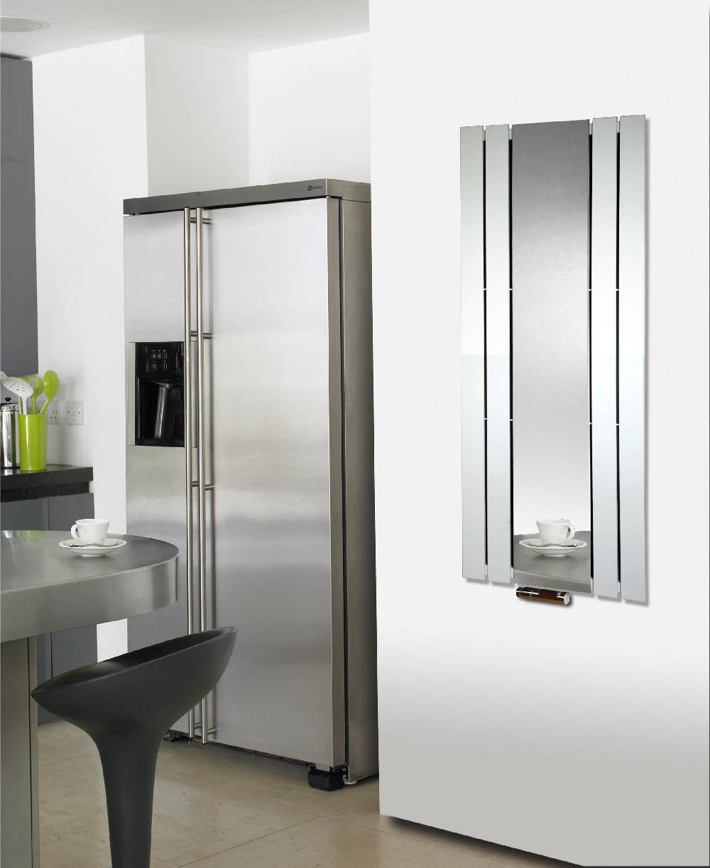 Szagato BADHEIZKÖRPER mit Spiegel Design Shanghai 2 120 x 55cm 581 Watt weiß SZAGATO Designheizkörper Handtuchheizkörper mit Mittelanschluss Handtuchwärmer Großer Ausverkauf