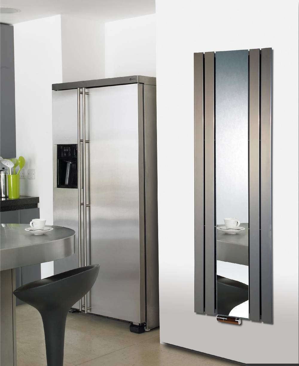 Szagato BADHEIZKÖRPER mit Spiegel Design Shanghai 3 180x55cm 819 W. Edelstahloptik SZAGATO Designheizkörper Handtuchheizkörper Mittelanschluss Handtuchwärmer Begrenztes Angebot